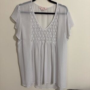 2x white and black polkadot blouse
